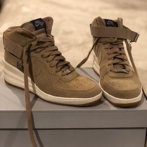 Nike Air Sky Hi Wedges